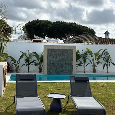 Ferienhaus Chalet Con Piscina Privada Y Cerca Del Mar Chiclana La Barrosa *