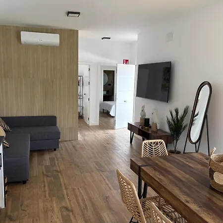 Ferienhaus Chalet Con Piscina Privada Y Cerca Del Mar Chiclana La Barrosa *